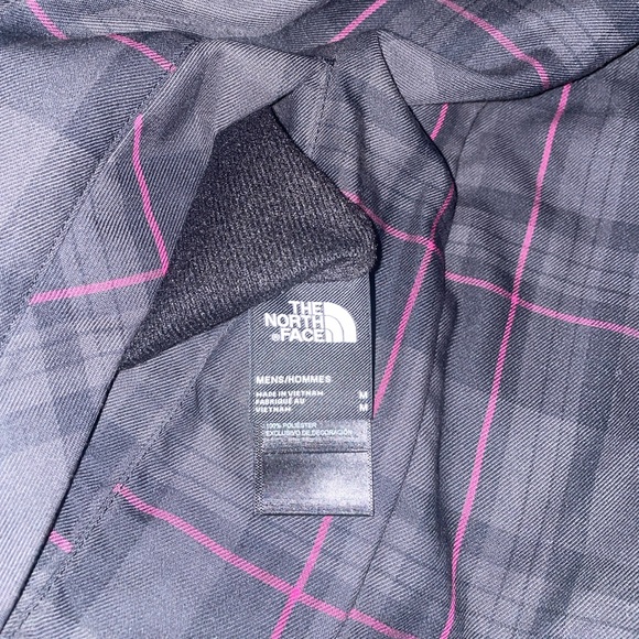 Northface Insulated Flannel Jacket - Picture 6 of 6